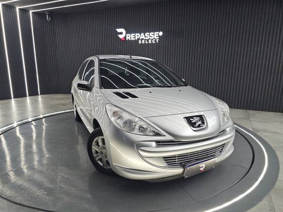 PEUGEOT 207 1.4 XR 8V FLEX 4P MANUAL PEUGEOT 207 1.4 XR 8V FLEX 4P MANUAL